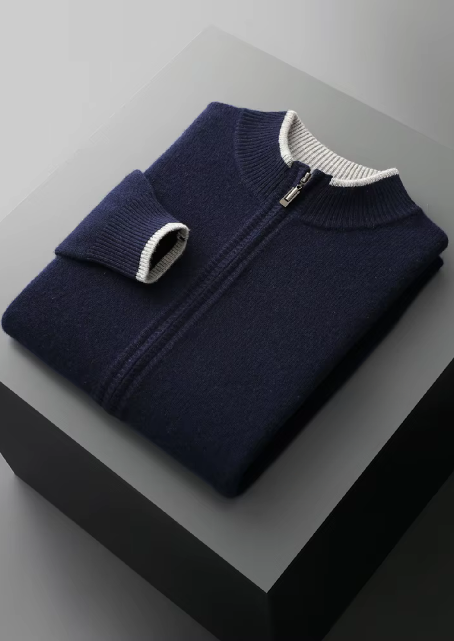 Merino-Strickjacke mit Reißverschluss und Zweifarbigkeit
