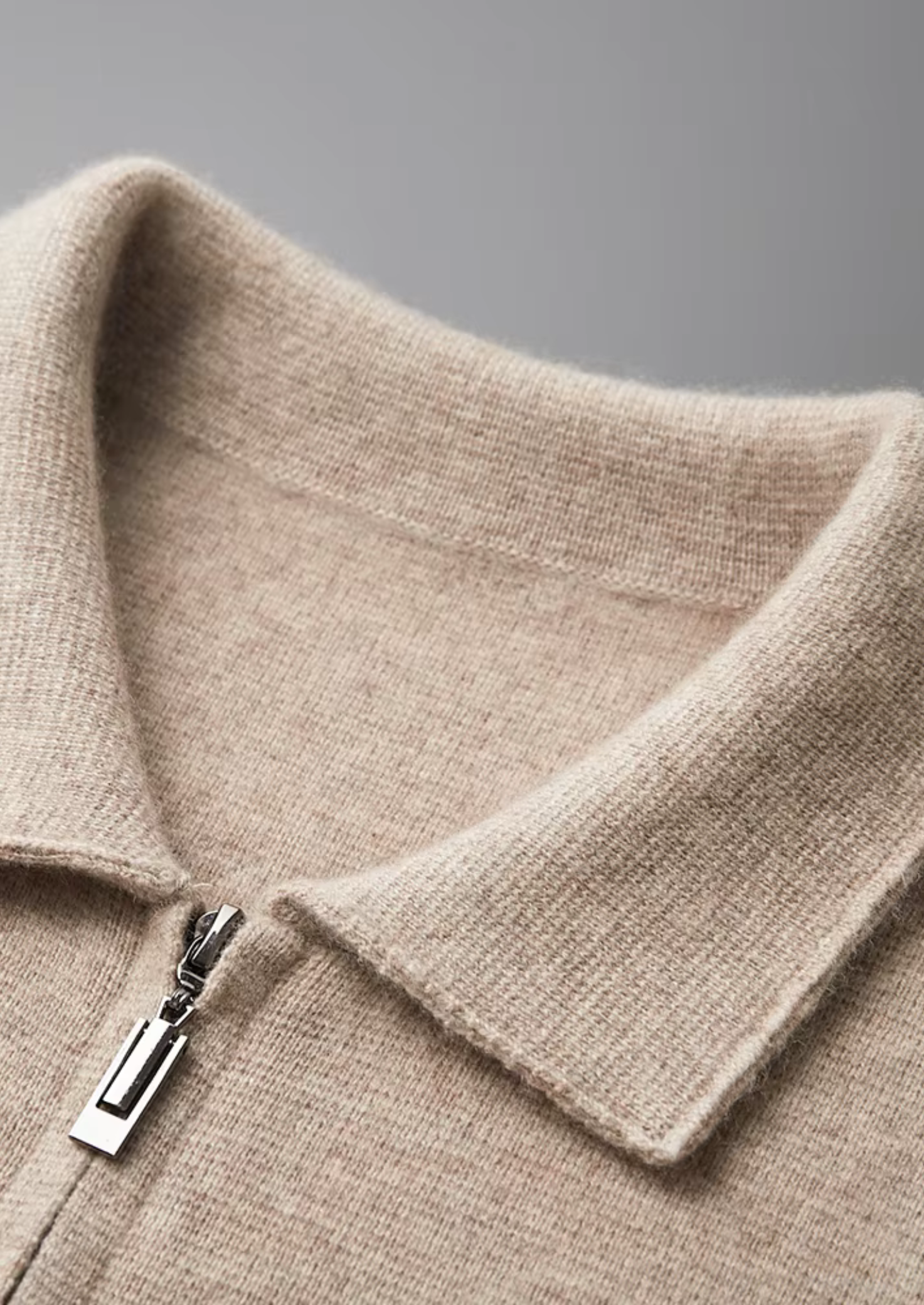 Extrafeine Merino-Wolle Reißverschluss-Polo-Strickjacke