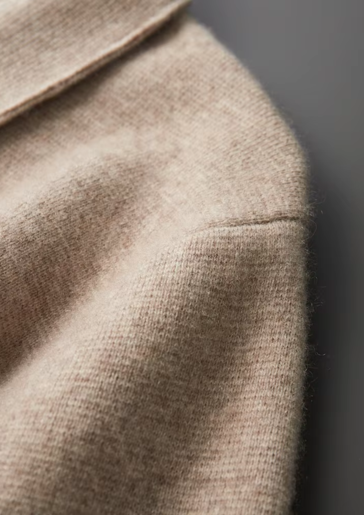 Extrafeine Merino-Wolle Reißverschluss-Polo-Strickjacke